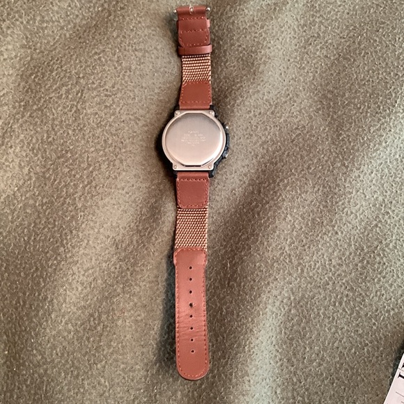 NWOT Men’s Casio Illuminator brown digital watch. - Picture 6 of 7